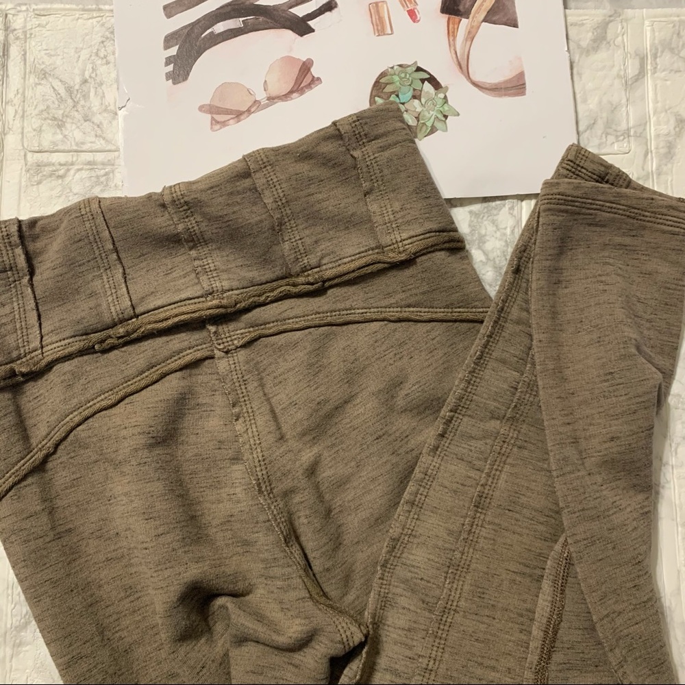 NWT FP High-Rise Ankle Length Hybrid Legging - Picture 11 of 14